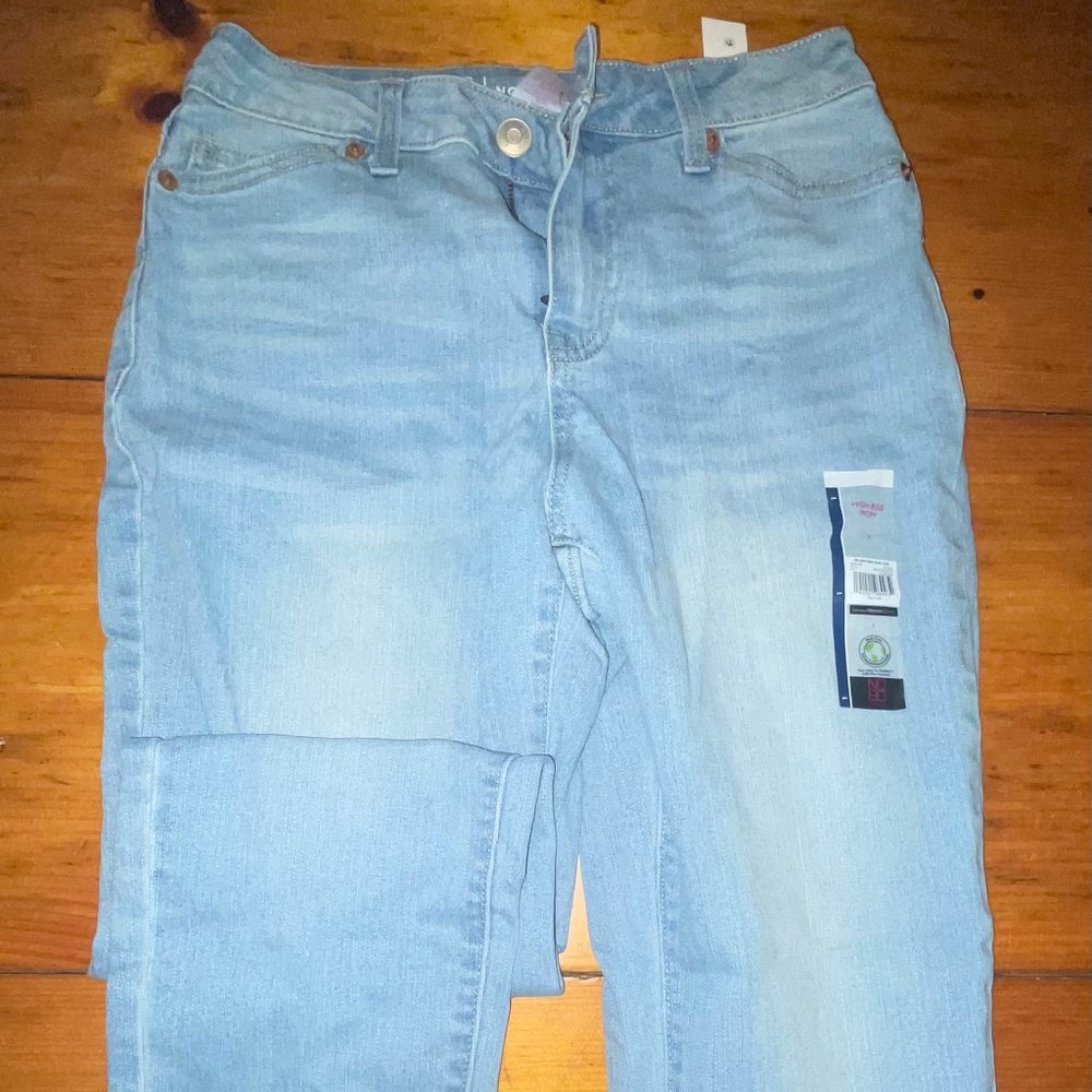 No Boundaries Skinny Jeans